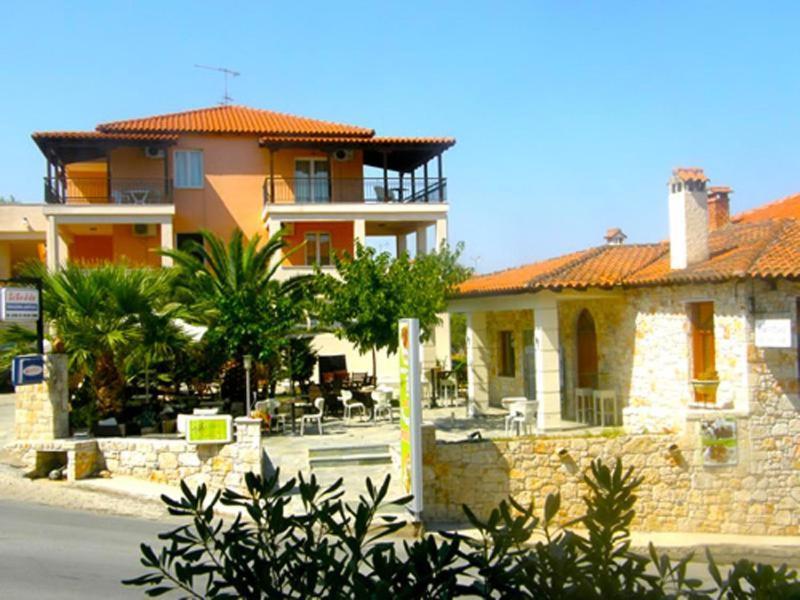Sivilla Studios Afytos Ngoại thất bức ảnh